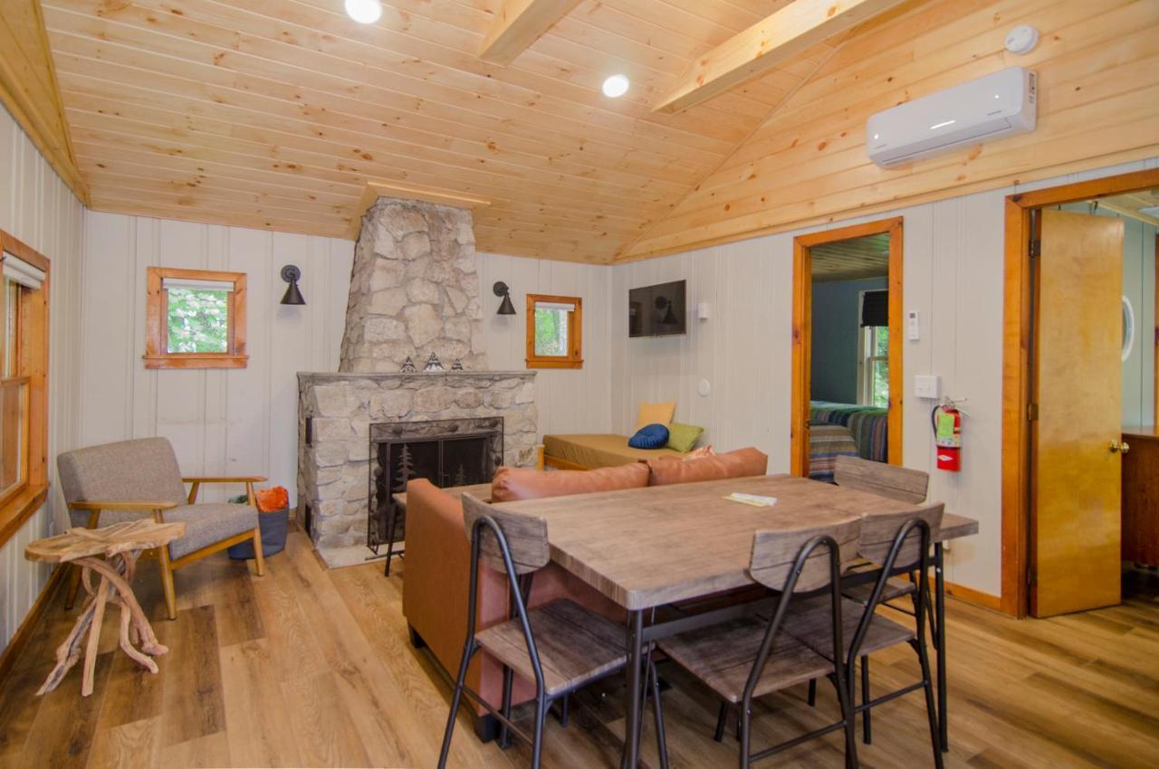 Mountain Lake Cottages Westmore Kültér fotó