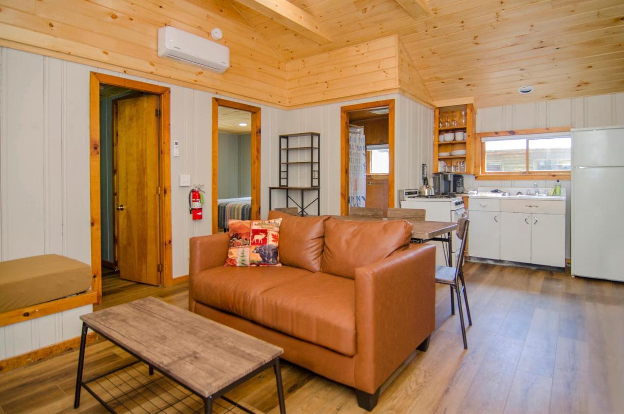 Mountain Lake Cottages Westmore Kültér fotó