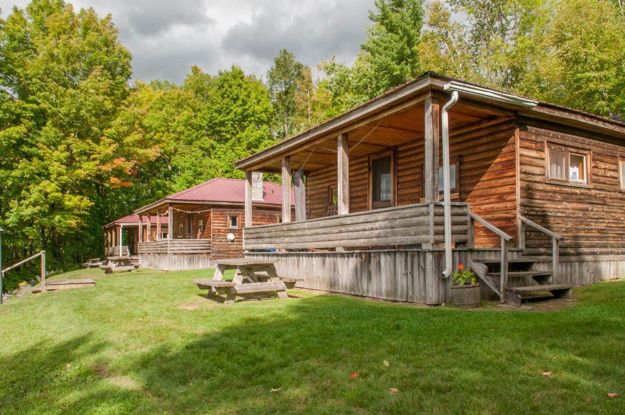 Mountain Lake Cottages Westmore Kültér fotó